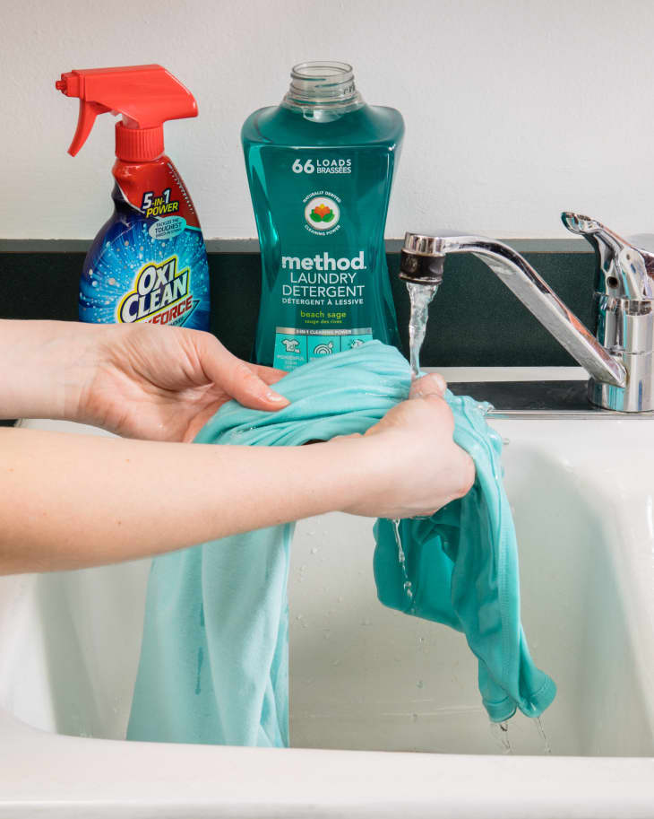 How To Remove Laundry Detergent Stains From Clothes: 5 Effective Methods