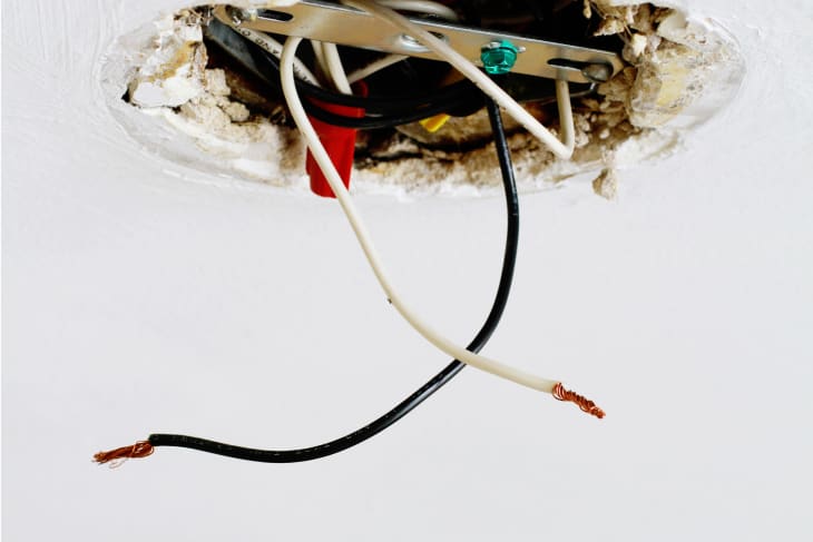 electrical box for ceiling light, with black and white wires