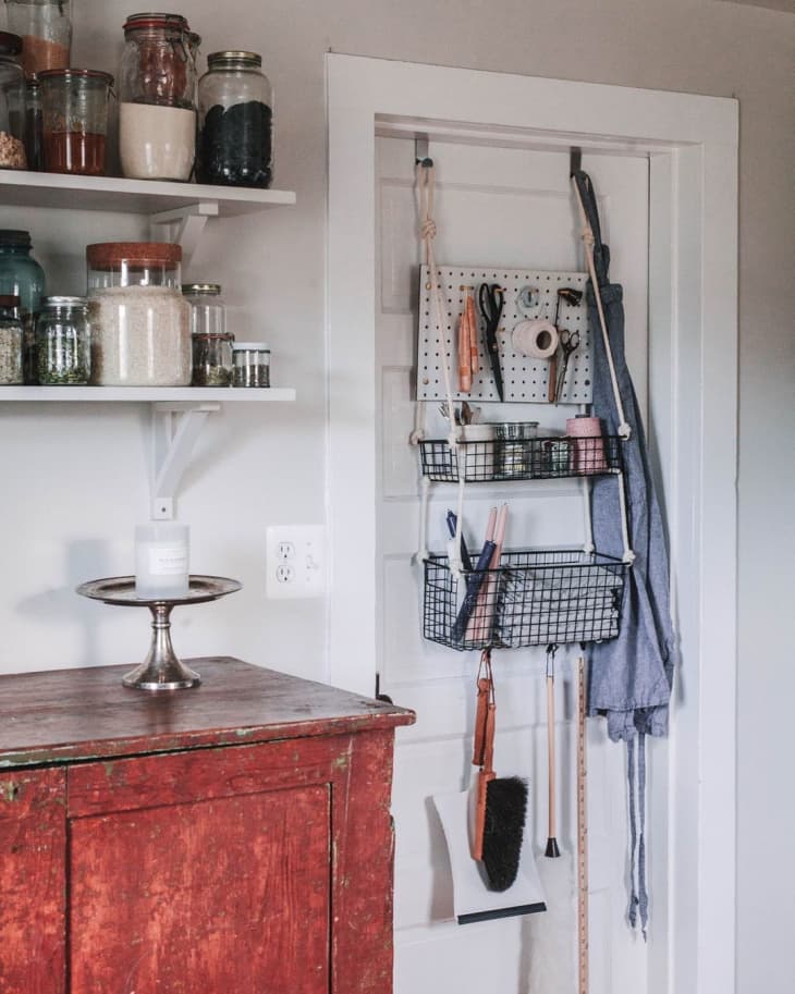 Easy DIY Small Kitchen Storage Solutions That Are Affordable