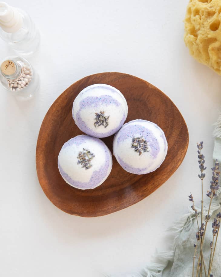 Lavender coconut DIY bath bombs