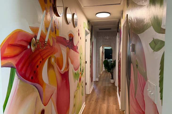 From Blank Walls to Blooms: Sisters Transform a Hallway Into a Colorful Floral Escape