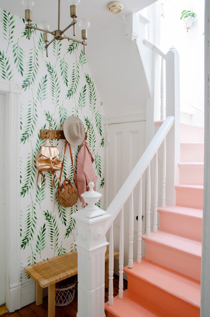 22 Modern Entryway Ideas for Well Organized Small Spaces