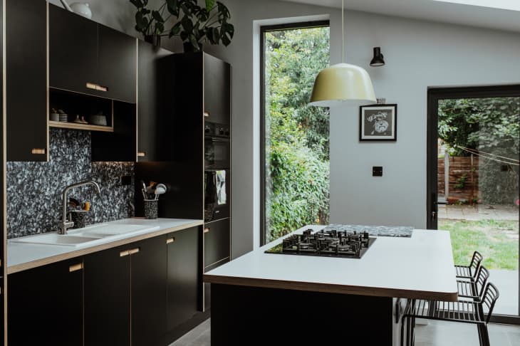 https://cdn.apartmenttherapy.info/image/upload/f_auto,q_auto:eco,w_730/at%2Fhouse%20tours%2F2020-02%2FScandi%20UK%2Fleytonstone_house_rachel_manns_28july19_highres_29_small