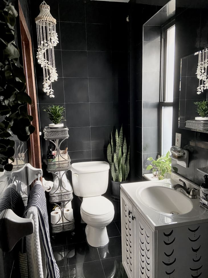 59 Small Bathroom Decor Ideas to Zhuzh Your Tiny Space