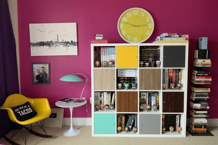 Media room with stackable square shelving
