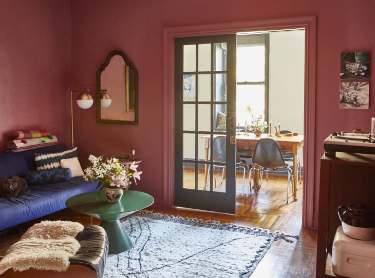 What Colors Coordinate Beautifully With Burgundy? Stunning Combinations