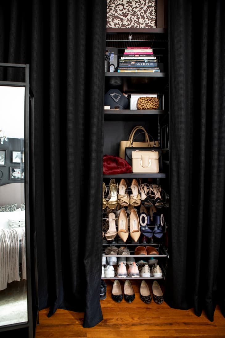 A shoe closet