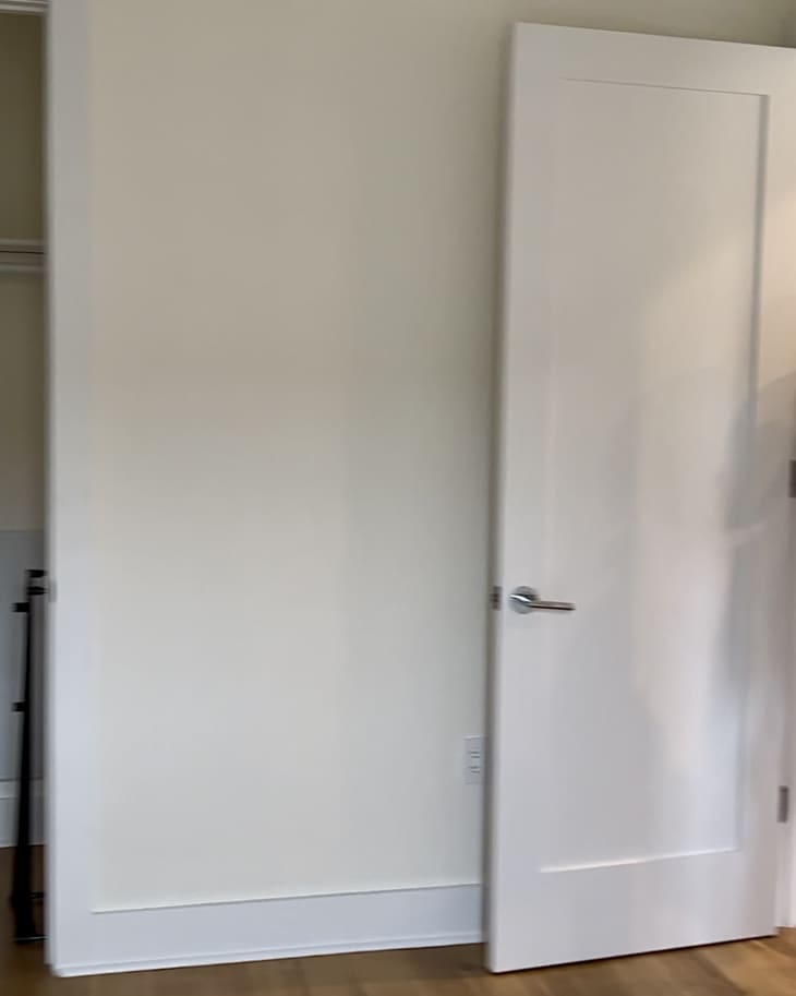 empty room and closet before installing custom closet