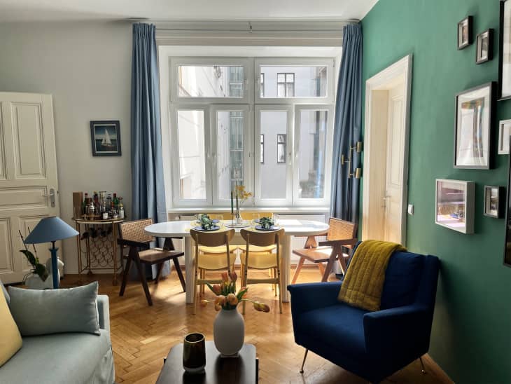 Tour a Vibrant Vienna Rental with a Cheerful Color Palette | Apartment ...