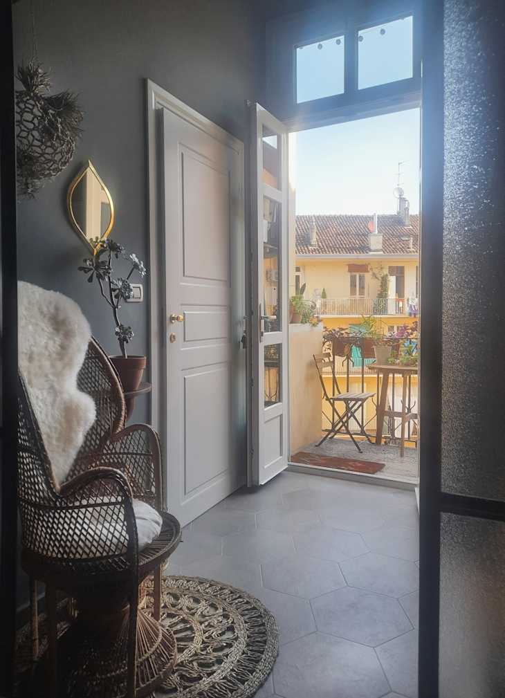 See a Turin Apartment’s Spacious, Light-Filled Renovation | Apartment ...