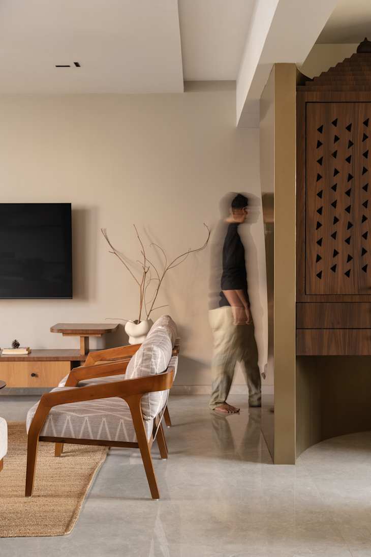 Tour an Apartment in India With Incredible Custom Built-Ins | Apartment  Therapy, image size:730x1095