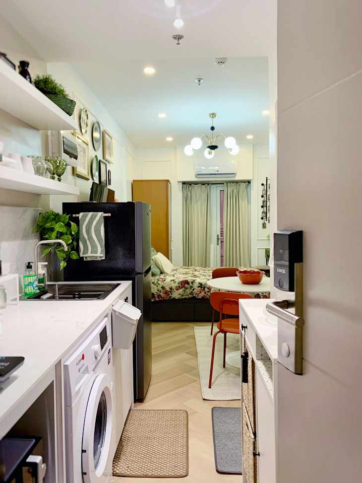Tour a 237-Square-Foot Manila Studio With Small-Space Ideas | Apartment ...