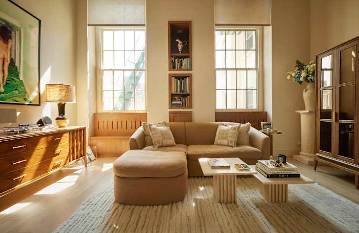 5 Smart Living Room Layouts in 2025 Apartment Therapy Tours | Apartment ...