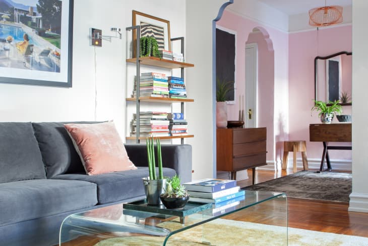 15 Designer Tips for Styling Your Coffee Table