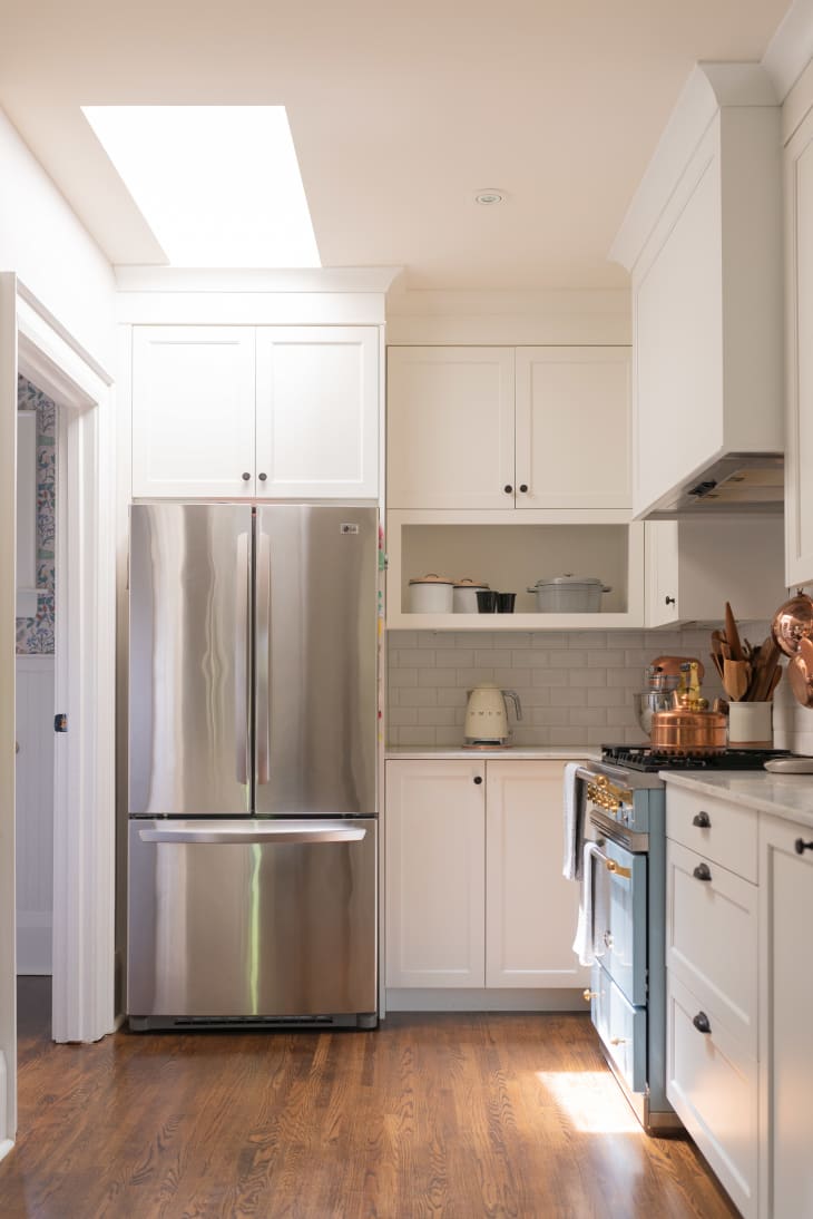 8 Ways To Add a Small Wine Fridge in the Kitchen