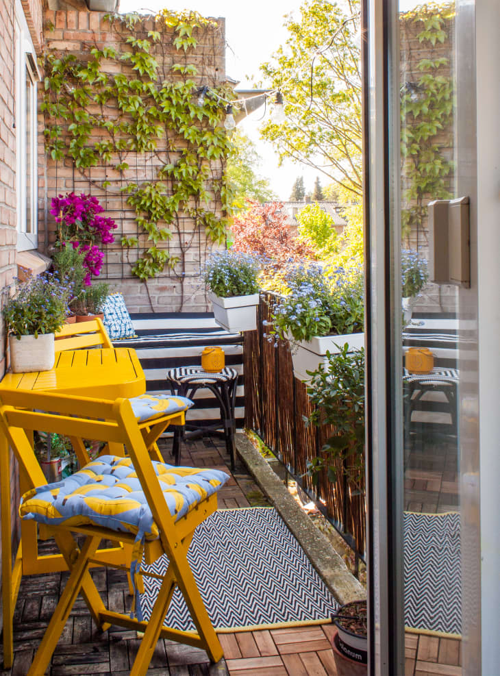 15 Apartment Patio Ideas How To Decorate An Apartment Patio Apartment Therapy