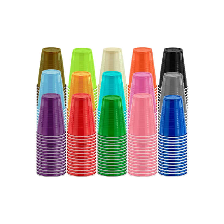 DecorRack 40 Party Cups at Amazon