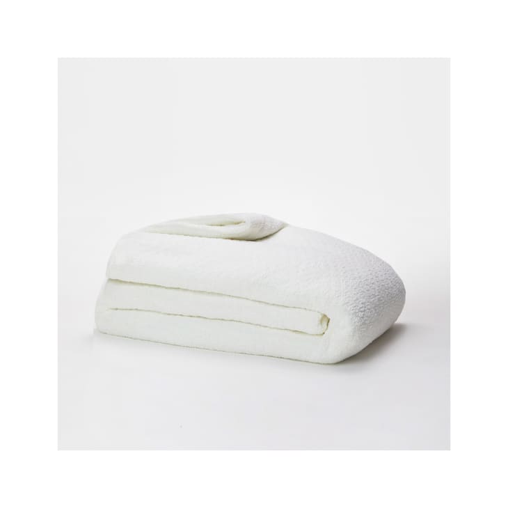 Snug Crystal Weighted Blanket at Sunday Citizen