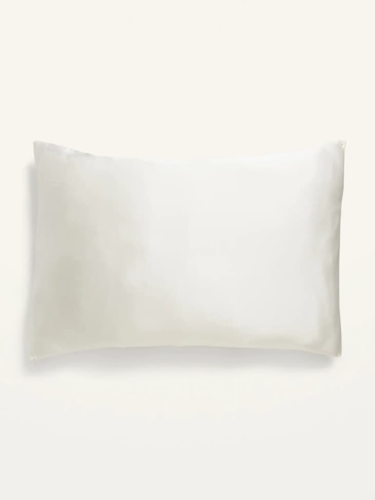 White pillow case