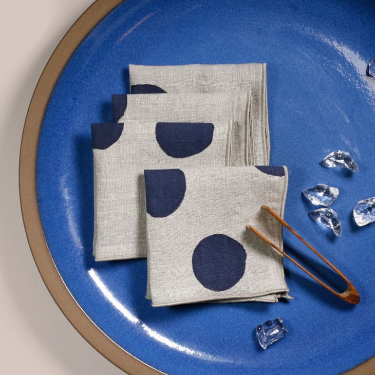 Blue and gray spotted napkins