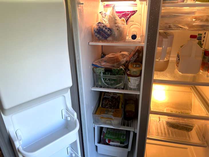 I Used the Japanese Habit of “Mottainai” to Organize Fridge Apartment