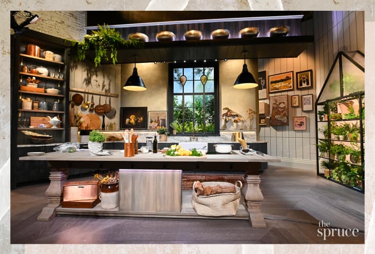 Drew Barrymore's New Talk Show Set Has the Dreamiest Kitchen