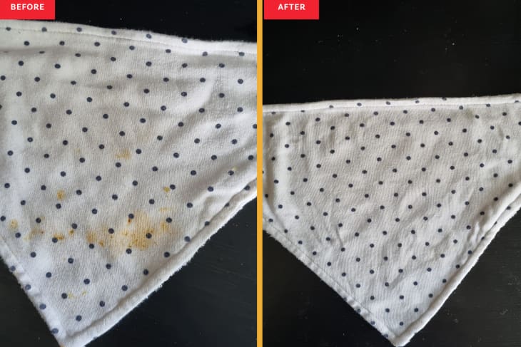 Napkins side by side before and after cleaning with vanish.