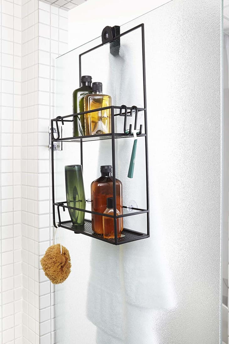 25 Smart Bathroom Towel Storage Ideas - DigsDigs