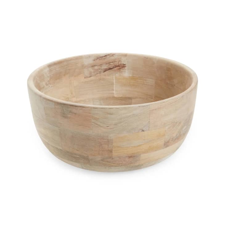 https://cdn.apartmenttherapy.info/image/upload/f_auto,q_auto:eco,w_730/at%2Fshopping%2F2023-07%2Fdesigner-picks-nordstrom-sale%2Fwood-serving-bowl