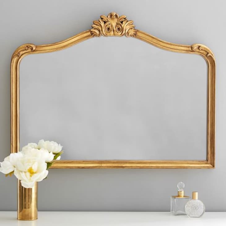 Gilded Ornate Mirrors Are Making A Comeback Apartment Therapy Browse ethan allen's two collections of wall mirrors including ready made decorative mirrors and custom made mirrors, in a variety of stunning frames. gilded ornate mirrors are making a