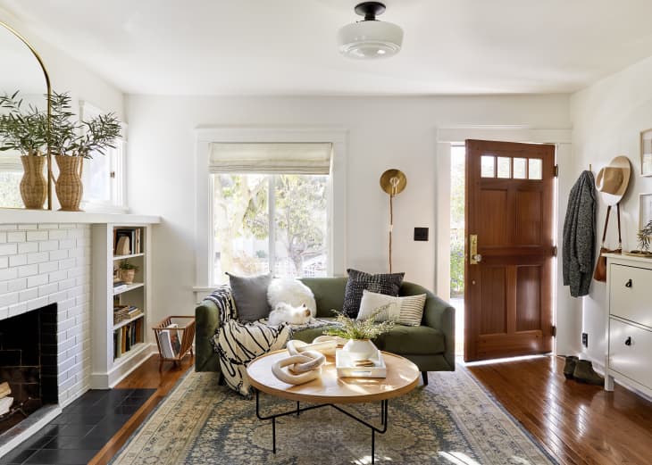 How To Create A Timeless And Trendy Living Room Apartment Therapy
