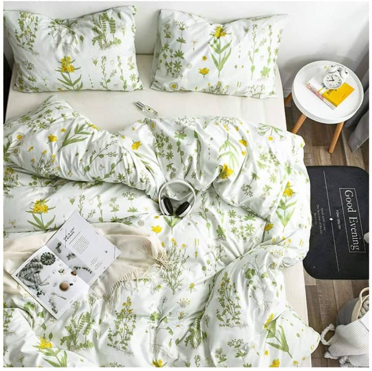 Floral duvet in yellow, green, and white