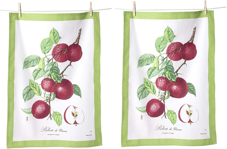 Tea towels with apple motif