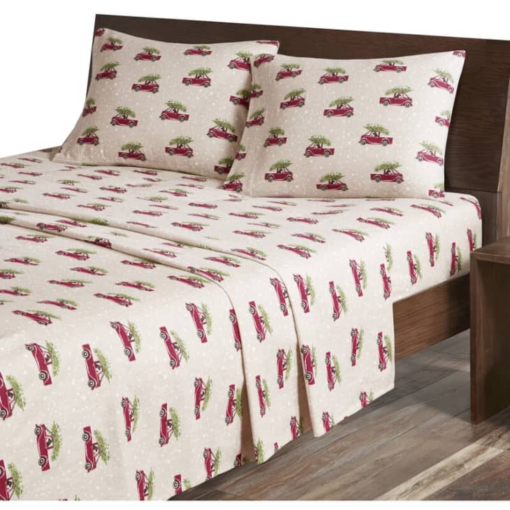 Sheets with an all over retro car and tree print