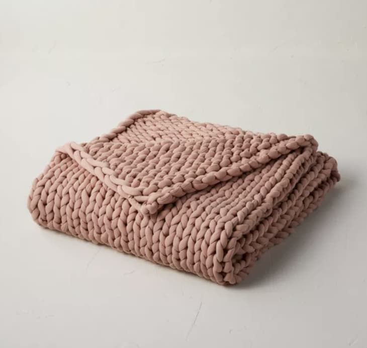 Casaluna weighted blanket in blush color