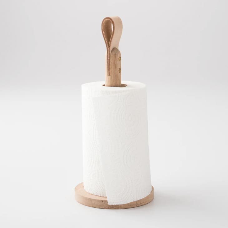 https://cdn.apartmenttherapy.info/image/upload/f_auto,q_auto:eco,w_730/at%2Fstyle%2F2020-12%2FLeather%2Fpaper_towel_holder