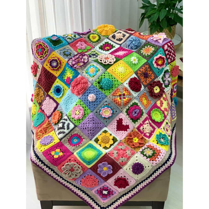 Product Image: Daisy Knitted Sofa Blanket