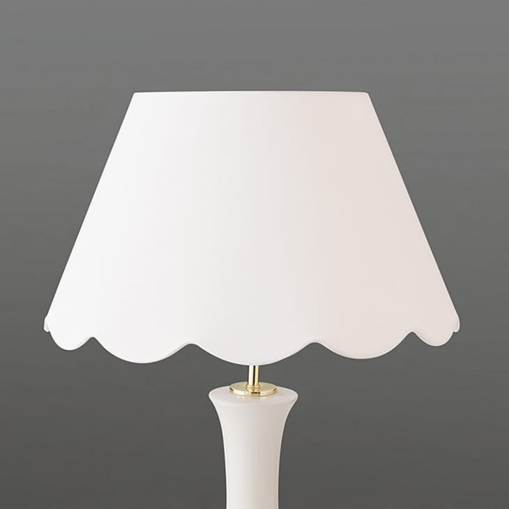 Product Image: Scalloped Linen Lamp Shade