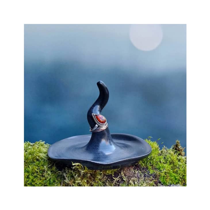 Product Image: Matte Black Witch Hat Ring Stand
