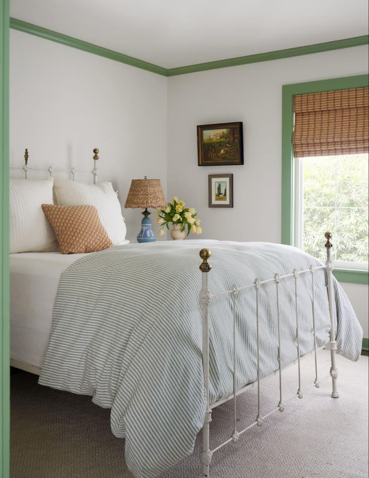 Green trim in bedroom.
