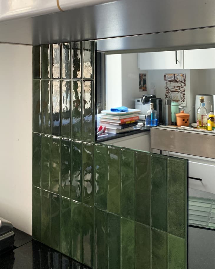 3 Mistakes I Made Installing Peel-and-Stick Backsplash | Apartment Therapy