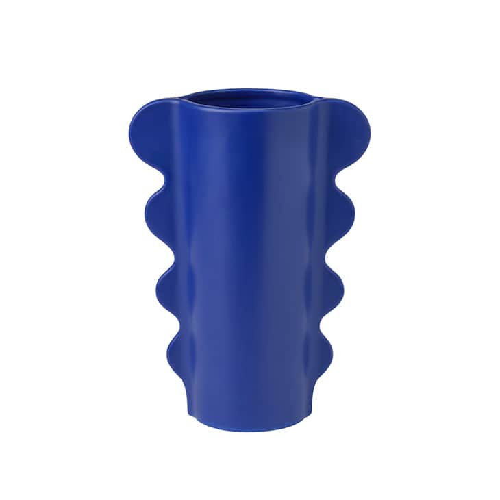 The IKEA DOFTBRÄKEN Vase Is a Striking Statement Piece