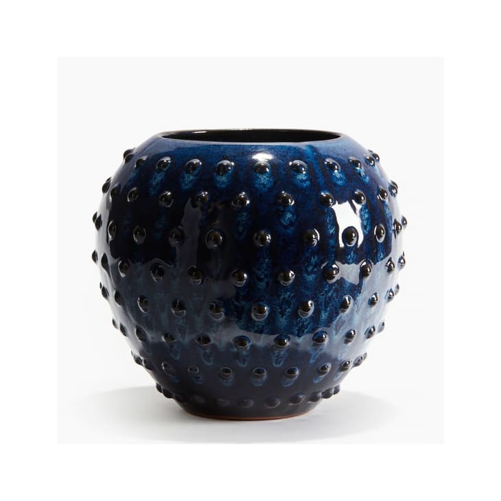 H&M Is Selling a Gorgeous Mid-century Modern-Inspired Vase