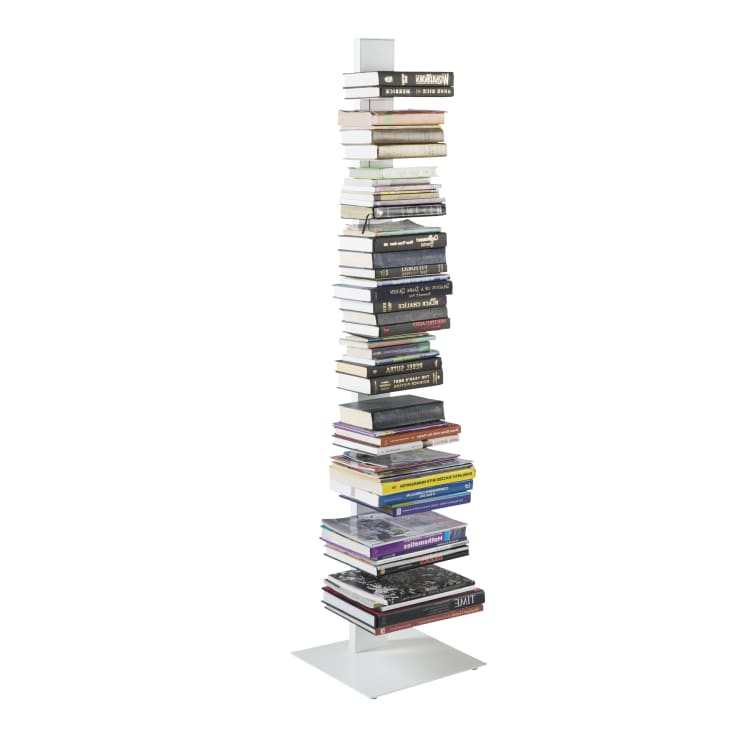 Vertical shop bookshelf tower