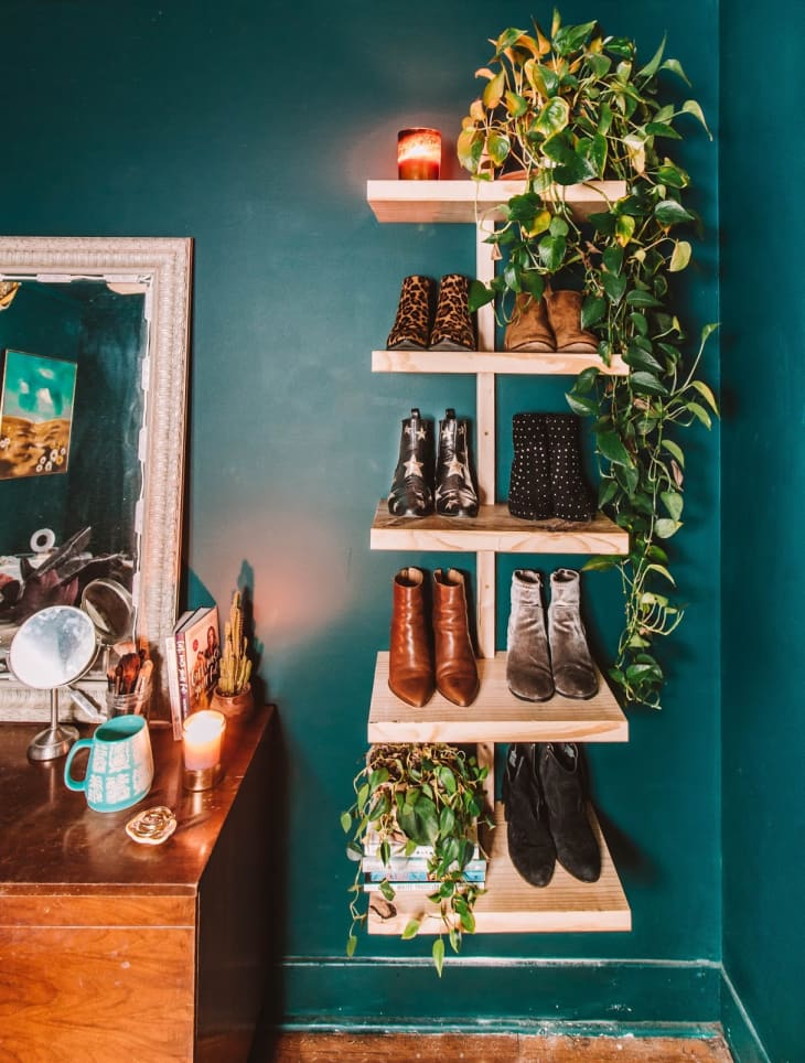 Diy shoe wall display clearance