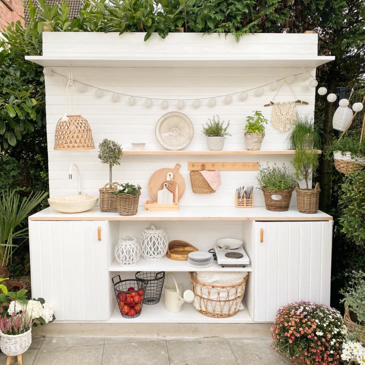 Outdoor kitchen clearance storage