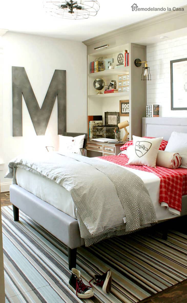 Small teenage deals room ideas
