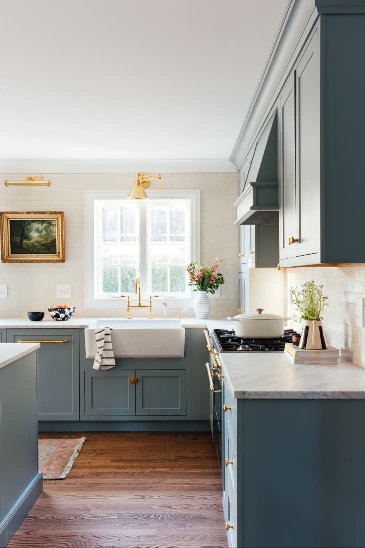 How to Decorate with Kitchen Wall Art | Apartment Therapy