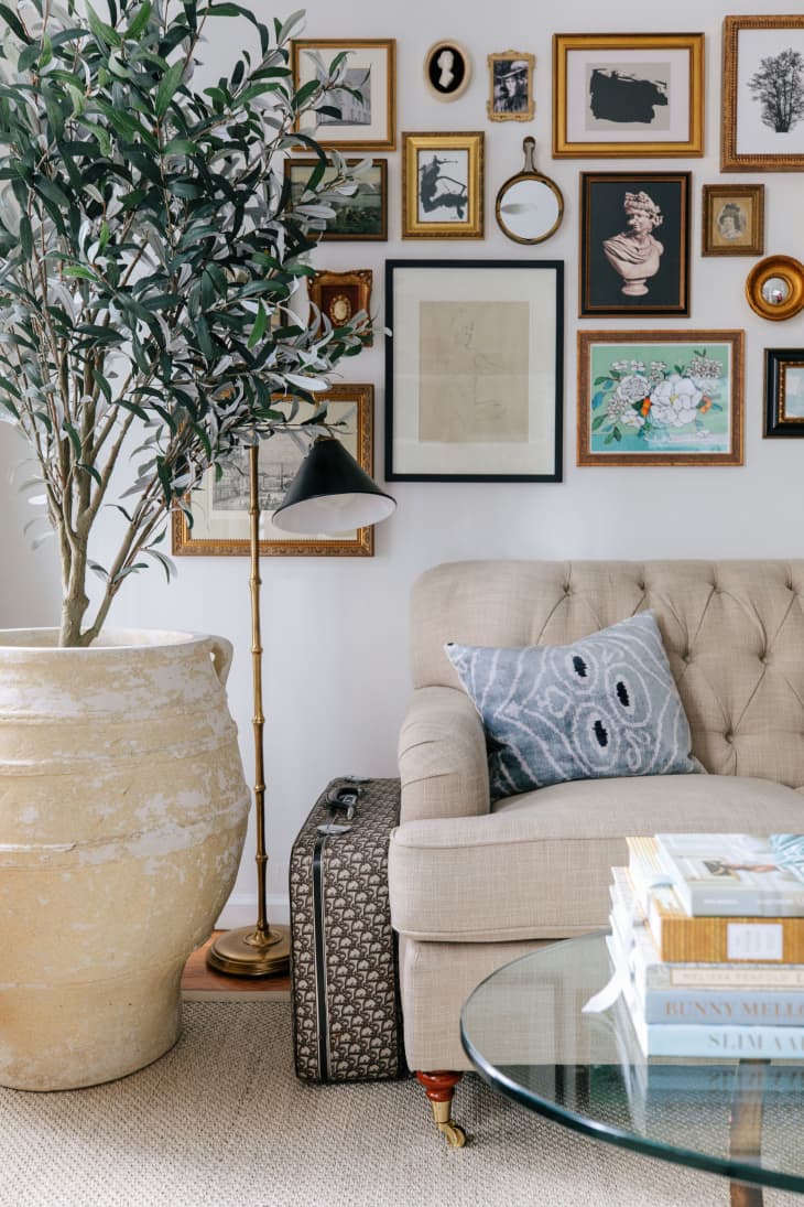 5 Important Lessons For Hanging Large Gallery Wall Apartment Therapy