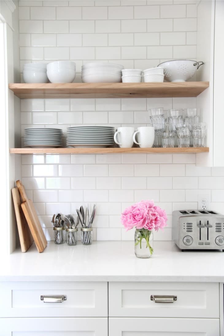 Shelving best sale for dishes